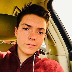 Meet your Posher, Logan